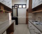 thumbnail-rumah-dalam-cluster-free-kitchen-set-dekat-dengan-tol-cipayung-jaktim-8