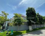 thumbnail-rumah-2-lantai-semi-furnished-with-pool-cantik-di-graha-natura-2