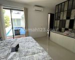 thumbnail-rumah-2-lantai-semi-furnished-with-pool-cantik-di-graha-natura-10