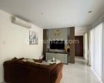 thumbnail-rumah-2-lantai-semi-furnished-with-pool-cantik-di-graha-natura-12