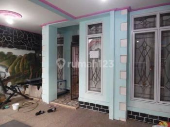 Rumah Sudah Full Renovasi Dan Full Bangunan, di Cluster Banjar Wijaya