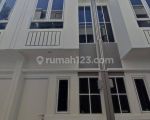 thumbnail-rumah-murah-minimalis-di-dekat-mangga-dua-pusat-kota-jakarta-0