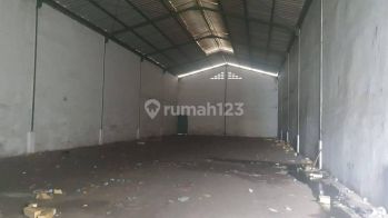 Disewakan Cepat Gudang Plong Siap Pakai Dalam Kawasan , Pergudangan Sentra