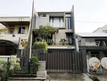 Rumah Bagus 160meter di Permata Buana