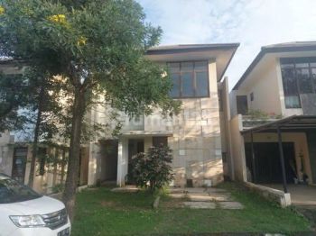 Rumah Modern 2 Lantai Bagus Sekali Sentul City,bogor