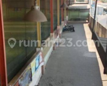 Gudang di Jalan Pahlawan Bekasi, Bekasi 1.100 m