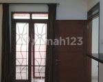 thumbnail-disewakan-rumah-nyaman-semi-furnished-harga-nego-di-mekarwangi-bandung-5