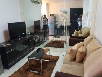 Sewa Apartemen Cosmo Mansion Thamrin City 1 Bedroom Lantai Tinggi