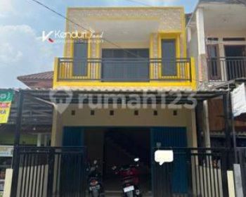 Ruko Lokasi Bagus Strategis Diapit Sekolahan Ternama di Jagakarsa