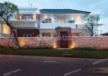 Rumah Kontemporer Mewah Hook Full Perabot Villa Puncak Tidar