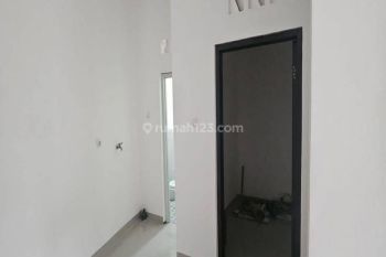 Dijual Rumah Baru Ada Balkon Lantai Granit di Taman Cibaduyut indah, Cibaduyut