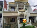 thumbnail-di-jual-rumah-modern-2-lantai-wiguna-selatan-0