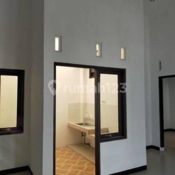 Istimewa Rumah Dekat Kota Selatan Lowanu Nitikan