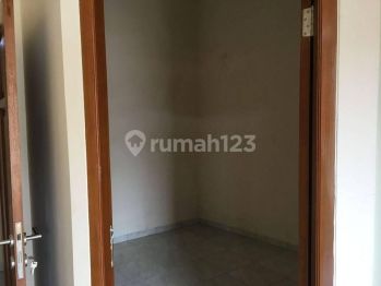Rumah Dijual di Jatikramat Tol  Jatibening Dekat LRT Cikunir 1