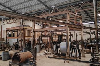 Gudang di Komplek Industri Sadang Akses Tronton