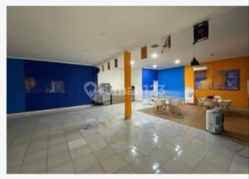 Bangunan Ex Showroom BSD Serpong Dijual Investasi Properti