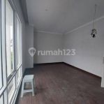 thumbnail-rumah-modern-hook-2-lantai-di-cluster-gading-serpong-9