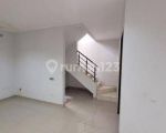 thumbnail-sewa-rumah-di-jalan-gading-serpong-cluster-serened-tangerang-bagus-7