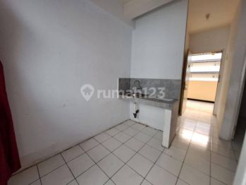 Apartemen Menteng Square 2 Kamar Semi Furnish terluas lt terendah