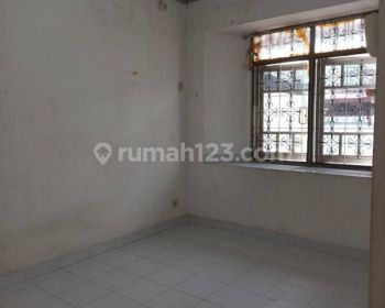 For Rent, Ciputra World