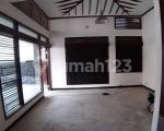 thumbnail-disewakan-rumah-di-tebet-2-lantai-semi-furnished-lokasi-strategis-2