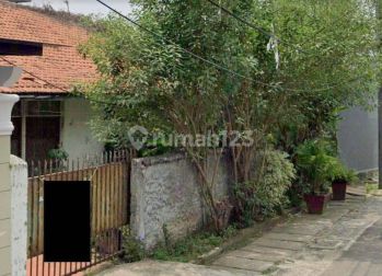 Rumah Hitung Tanah Luas 469m2 di Pancoran, Jakarta Selatan
