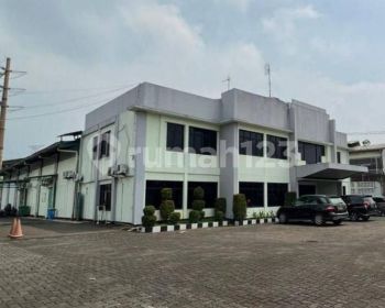 Pabrik Siap Pakai lokasi di pinggir jalan Raya