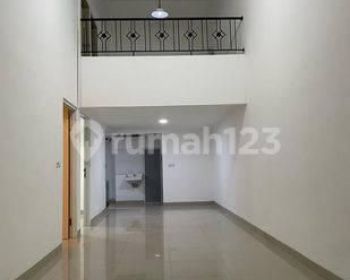 Rumah di Kelapa Cengkir Kelapa Gading