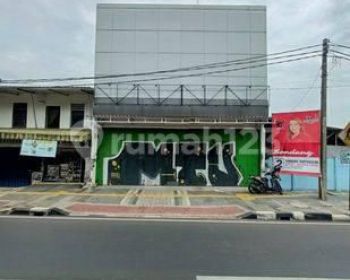 Dijual Ruko Gandeng Kramat Jati Ex Showroom Motor Uku 9x21.7 Jalan Protokol 3