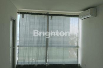 APARTMENT PRAXIS, PUSAT KOTA KONDISI SEMI FURNISHED