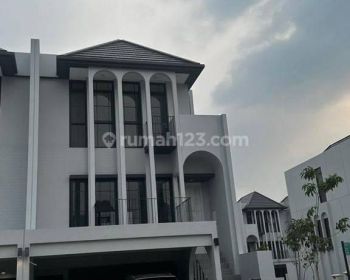 Sewa Rumah Aether Greenwich Bsd 4 BR 3 Lt Siap Huni Kondisi Rapi