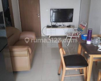Apartemen Oak Tower 2 BR Furnished Bagus