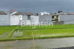 thumbnail-rumah-baru-pemandangan-sawah-area-sesetan-5