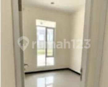 Rumah Disewa Minimalis Cantik di Taman Kopo Indah 5