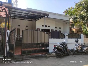 Rumah komplek antapani dekat puri dago terminal