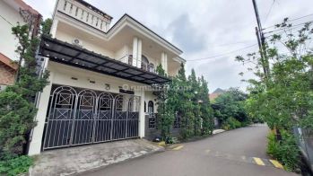 Turun Harga !! Rumah mewah 2 lantai di kiaracondong dekat SAMSAT