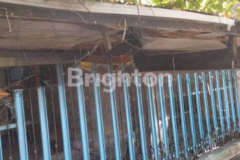RUMAH COCOK UNTUK USAHA DI RAYA MULYOSARI RAYA SURABAYA SANGAT STRATEGIS