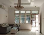 thumbnail-disewakan-rumah-hoek-15-lantai-siap-huni-semi-furnished-di-villa-melati-mas-6