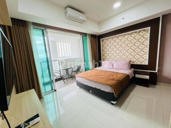 Intercon Studio With Balcony 43 m² Kemang Village