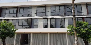 Ruko Manyar Jaya Ruko Baru 10 Unit Jejer. Parkir Luas