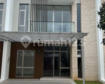 Rumah di Pantai Indah Kapuk 2 2 Lantai HS Bagus