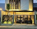 thumbnail-rumah-cantik-2-lantai-full-furnished-dekat-maguwoharjo-sleman-0