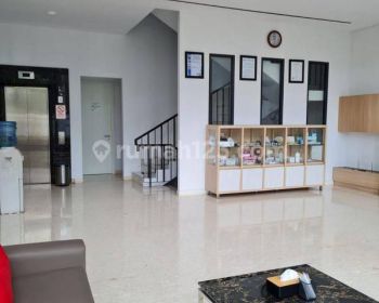 Perkantoran di BSD Foresta, Tangerang 583.160 m Sudah Renovasi