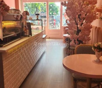 Ruko Disewakan Bagus 3 Lantai Dibsd Lokasi Sangat Ramai Dan Strategis