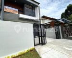 thumbnail-rumah-2-lantai-bangunan-baru-lingkungan-asri-di-bintaro-1