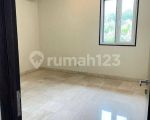 thumbnail-disewakan-rumah-compound-di-kemang-jakarta-selatan-private-pool-13