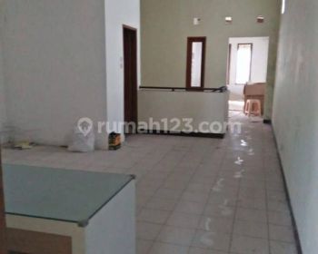 Ruko di Taman Holis Indah, Bandung Bagus SHM