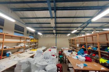 Gudang / Home Industri Taman Holis Indah 2