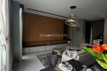 Rumah 3 Lantai Bagus Semi Furnished SHM Pesanggrahan
