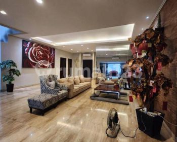 Rumah Hoek Luas Tanah 625m2 2 Lantai Bagus di Komplek Johar Golf Pantai Indah